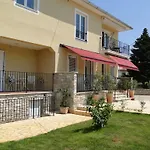 Villa Ester