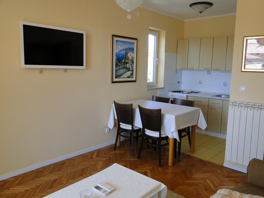Ester Apartmán